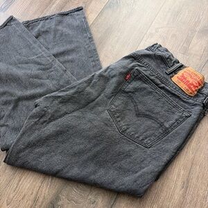 Levi's 501 Women's Gray High-Rise Straight Jeans